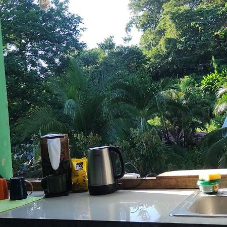 Hostel Tuanis Surf Camp Playa Santa Teresa  外观 照片