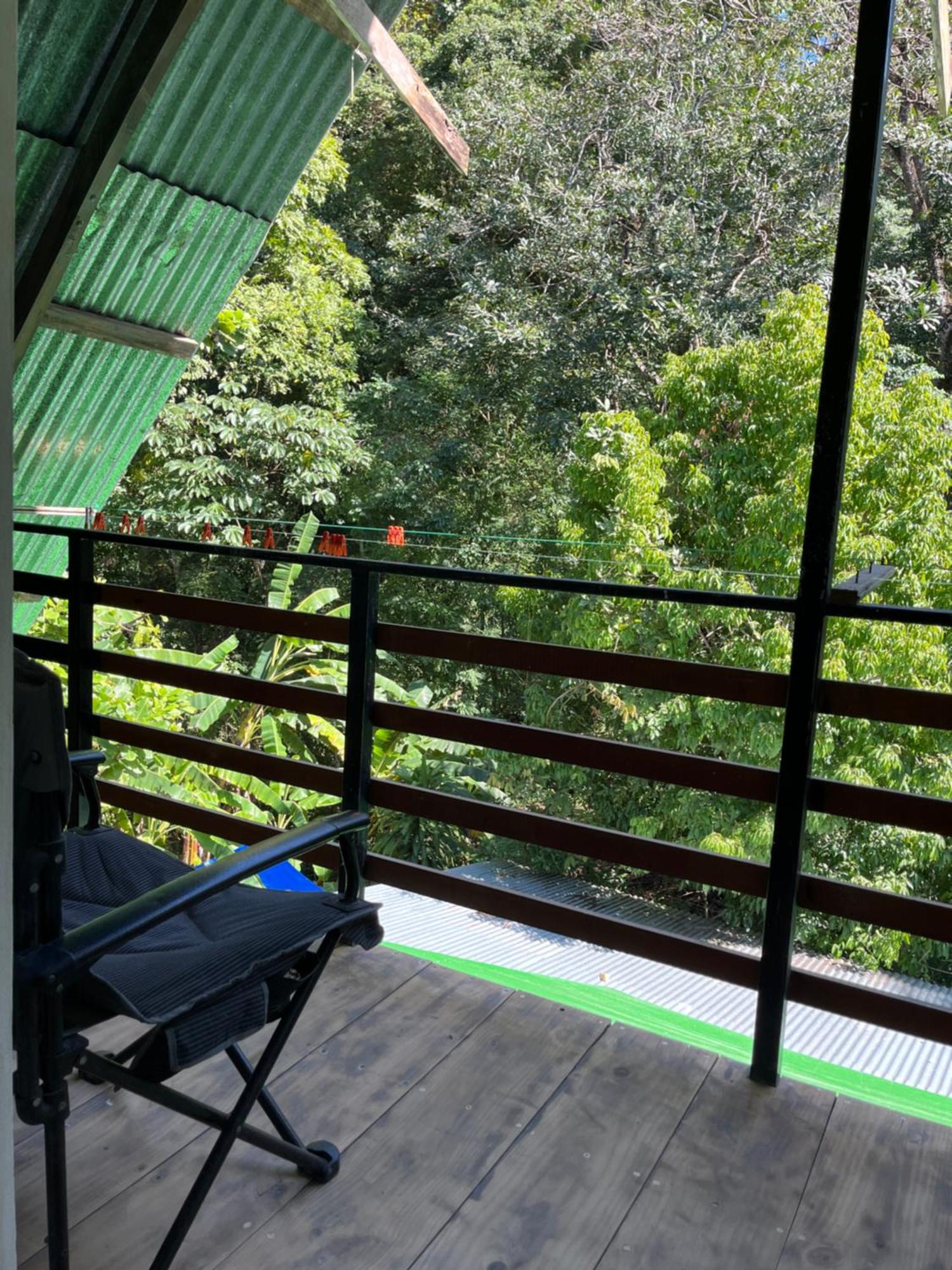 Hostel Tuanis Surf Camp Playa Santa Teresa  外观 照片