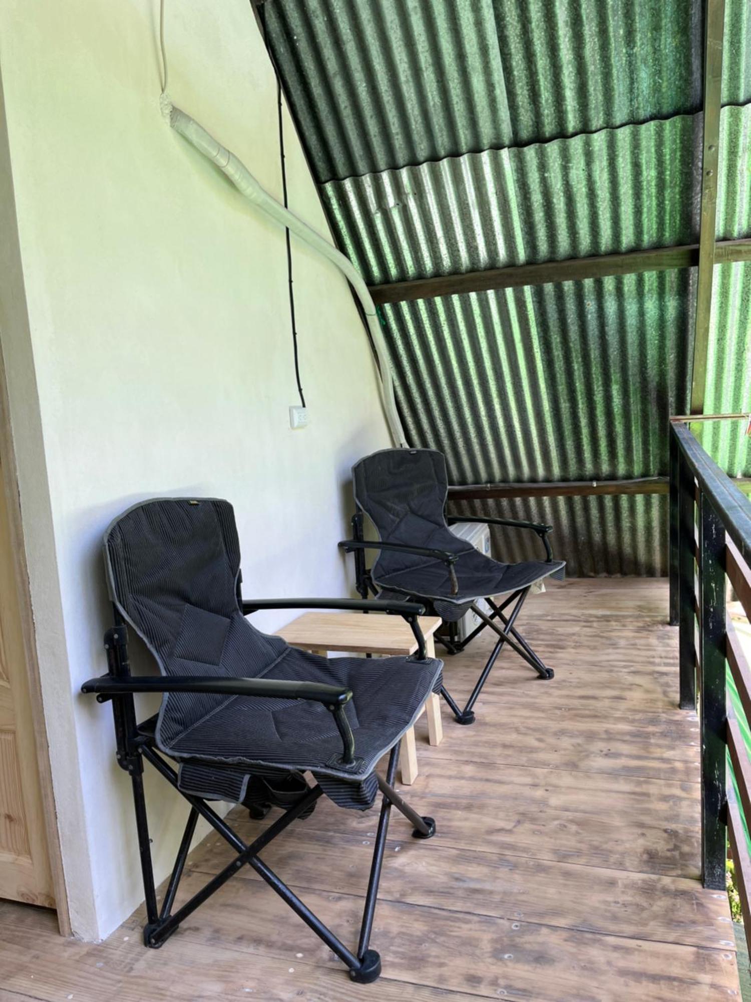 Hostel Tuanis Surf Camp Playa Santa Teresa  外观 照片
